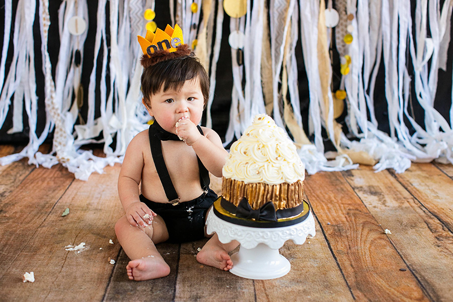first birthday, cake smash, cake smash portrait, RI cake smash photographer