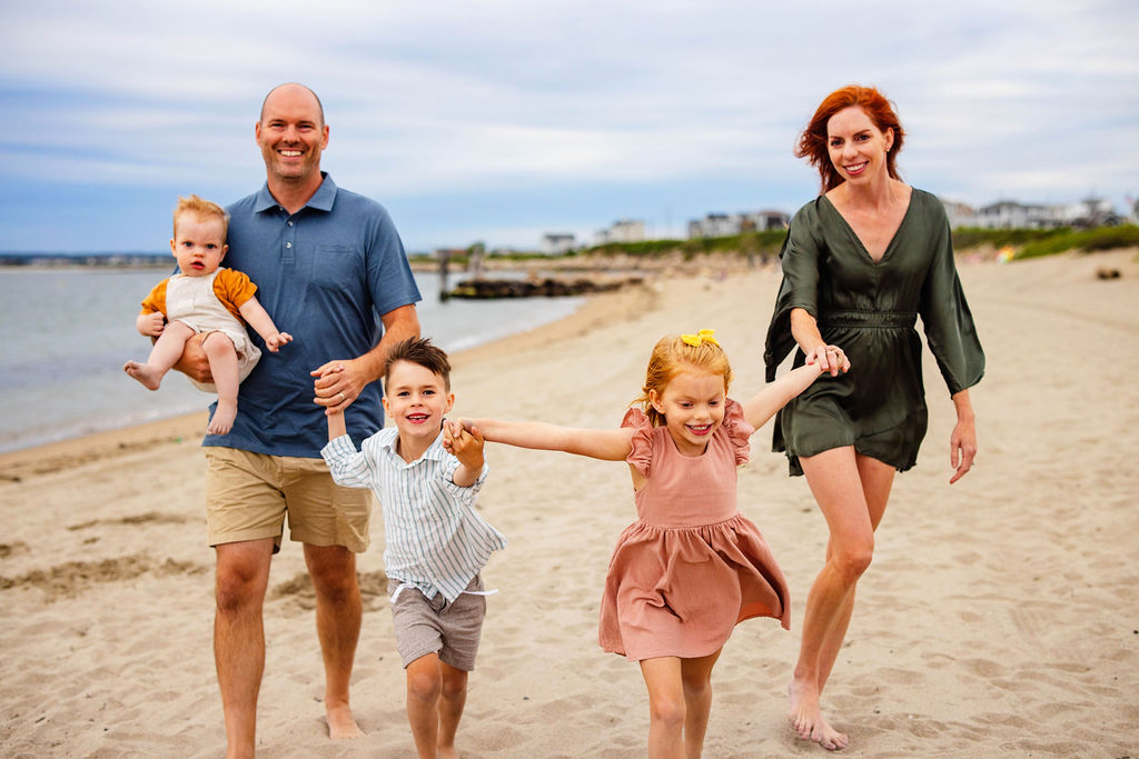 Family portrait session at beach in Narragansett, Rhode Island