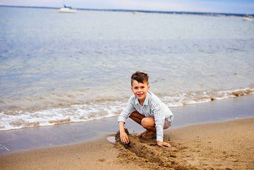 Family portrait session at beach in Narragansett, Rhode Island