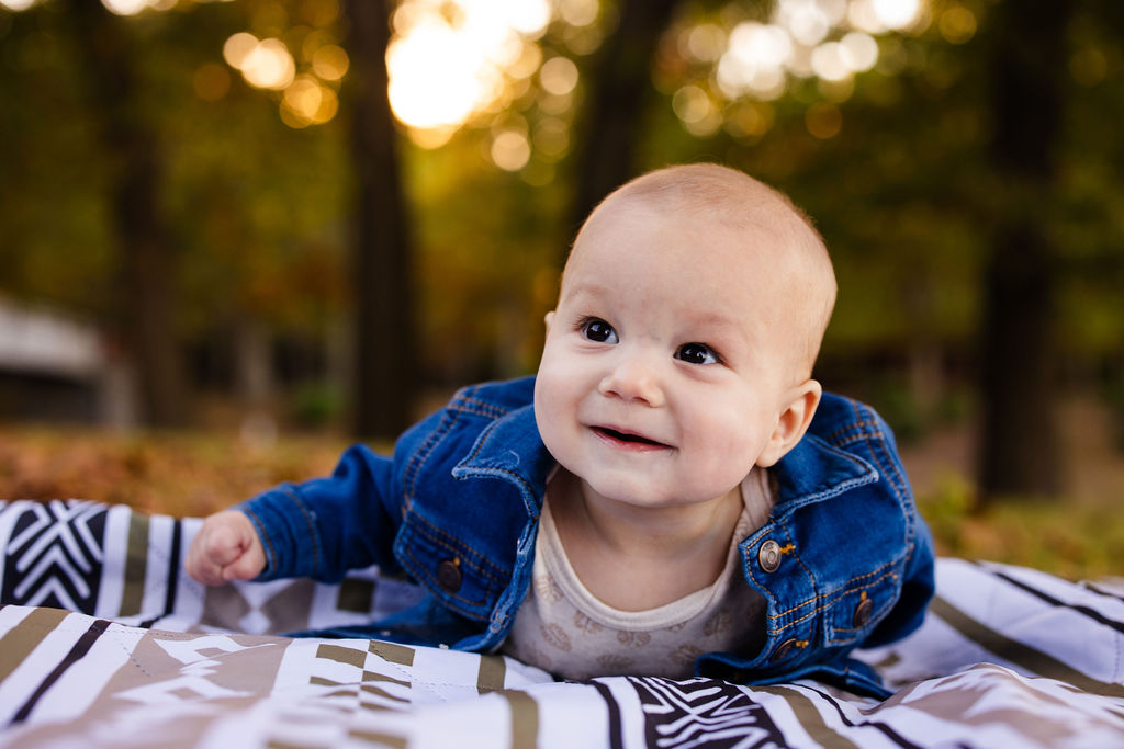 Family Portrait in Goddard Park in East Greenwich 